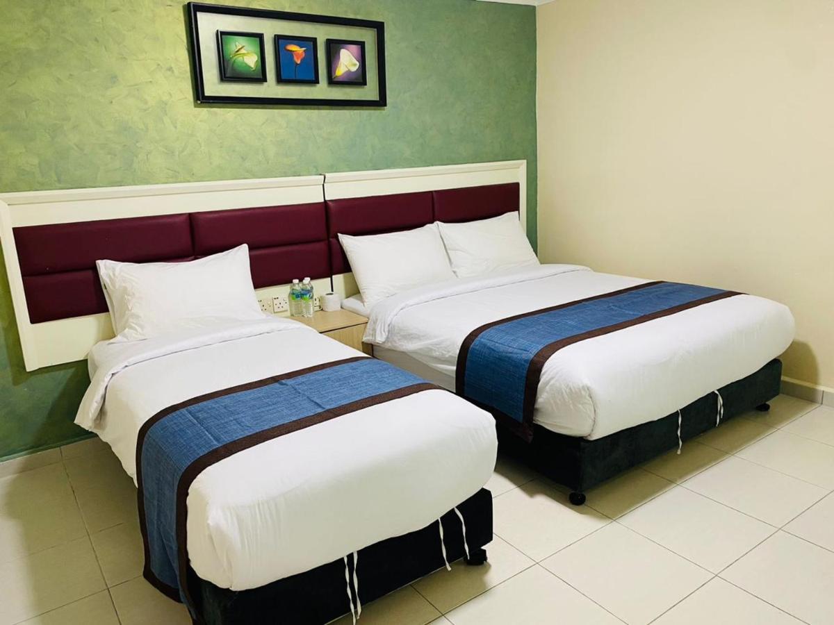 Surya Boutique Hotel Кланг Экстерьер фото